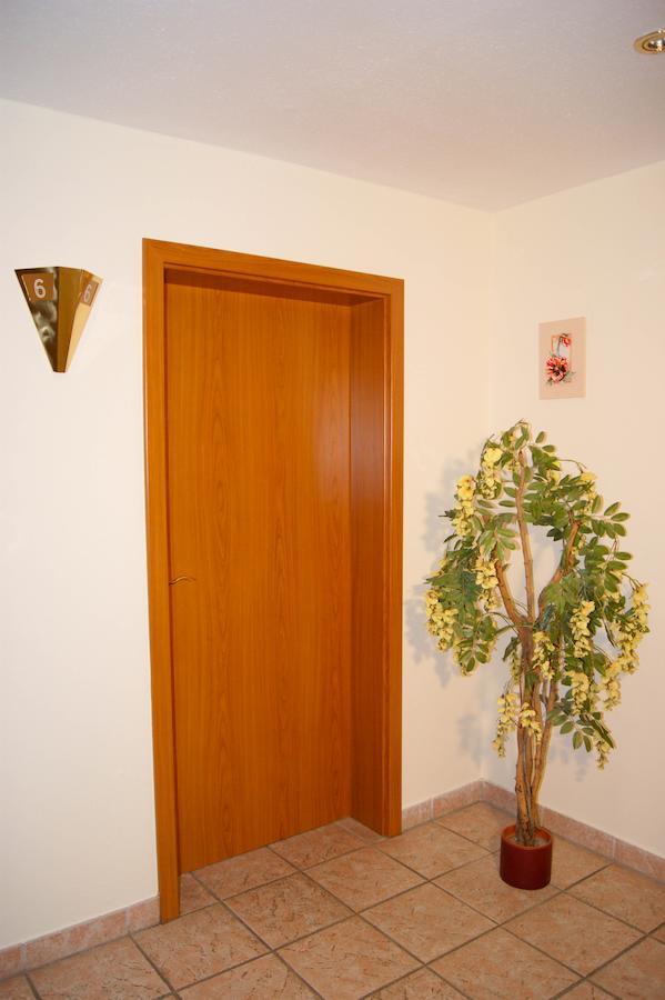 Hotel Schonunger Bucht Waigolshausen Экстерьер фото